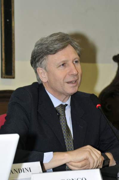 Moderatore del Convegno, Prof. Enrico Larghero, Medico-Teologo, membro del Centro Cattolico di Bioetica - Arcidiocesi di Torino